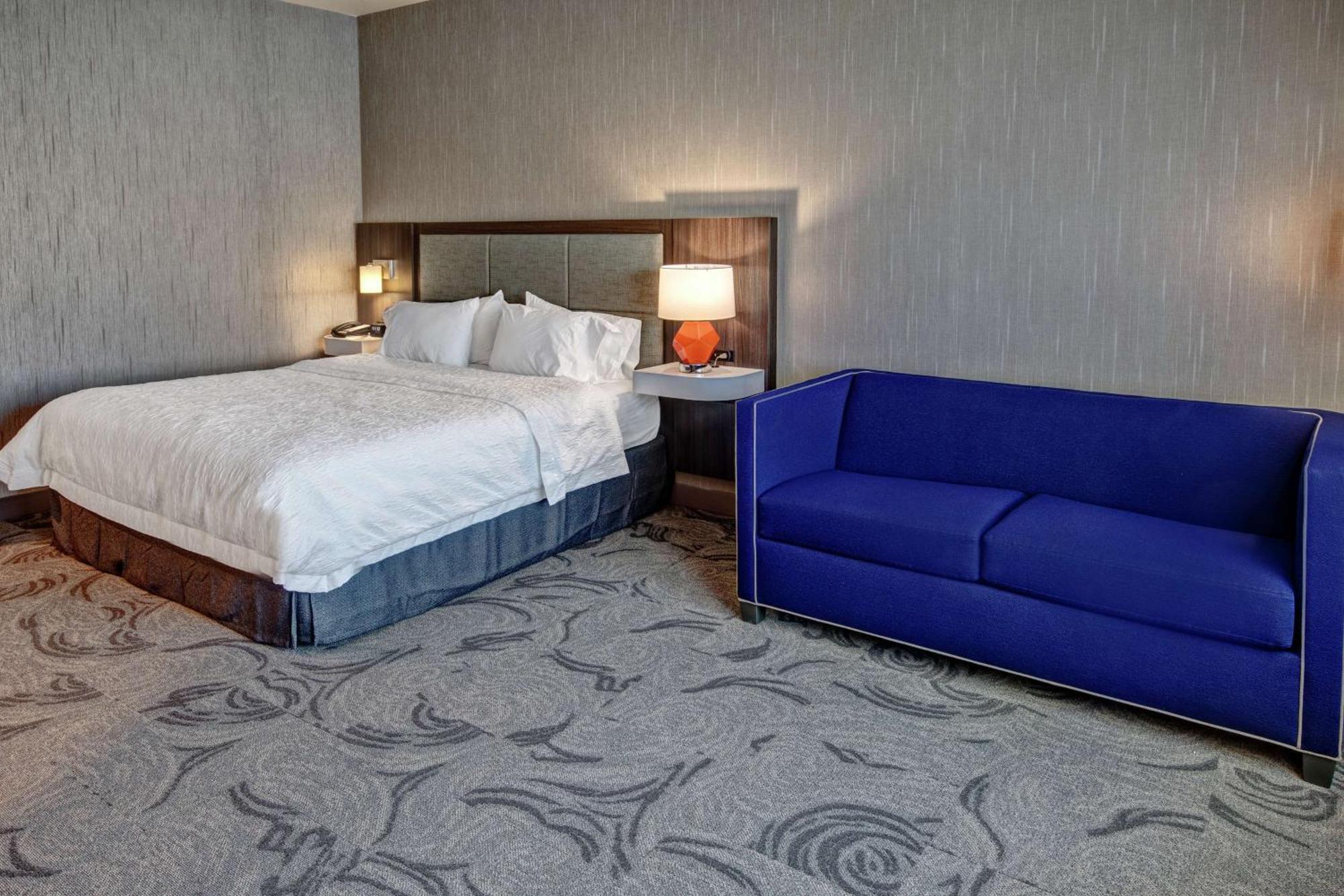 Hampton Inn Fresno Airport Bagian luar foto